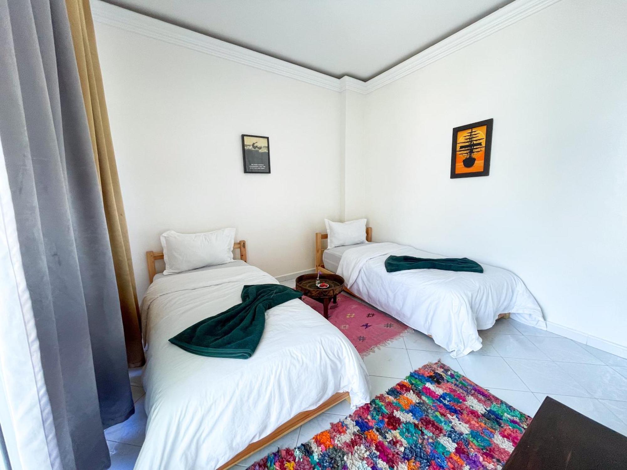 Отель Locals Taghazout Surfcamp Экстерьер фото