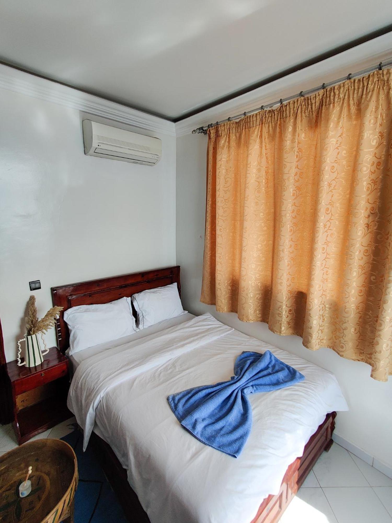 Отель Locals Taghazout Surfcamp Экстерьер фото