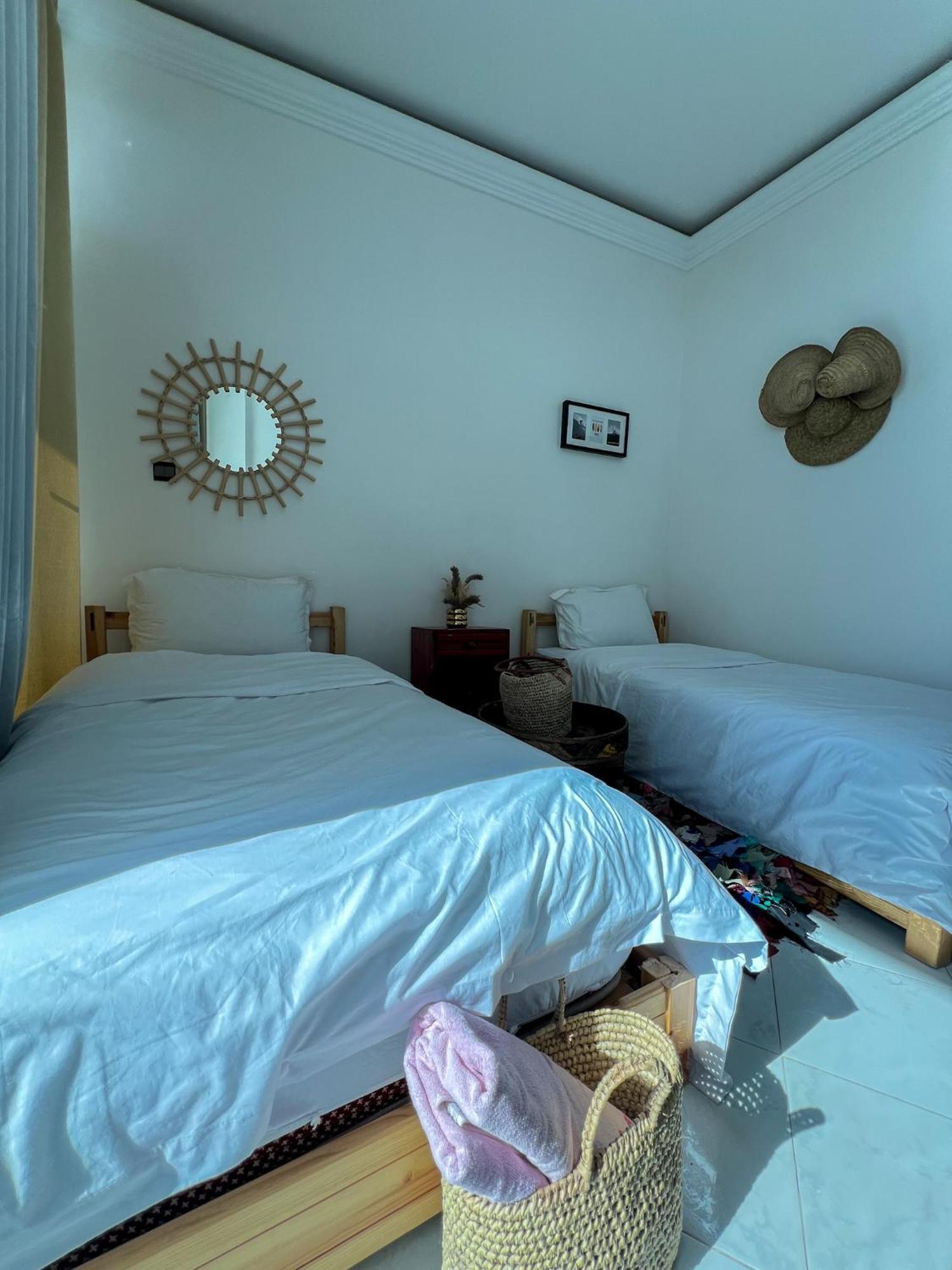 Отель Locals Taghazout Surfcamp Экстерьер фото